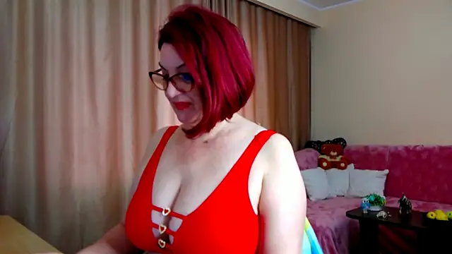 Snapshot of EdithCharm chatting on 02.12.26 EdithCharm online show from 02.12.26