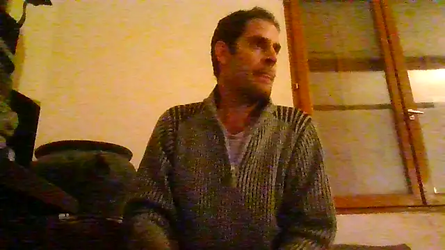 Snapshot of Vespa_Crabo chatting on 03.18.26 Vespa Crabo online show from 03.18.26