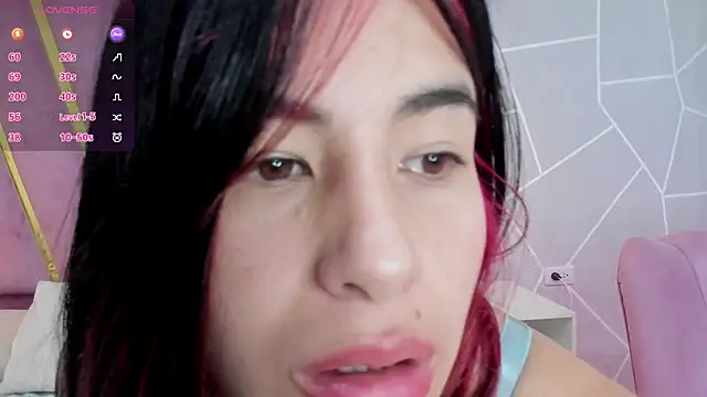 Nina Harper online show from 12.12.24