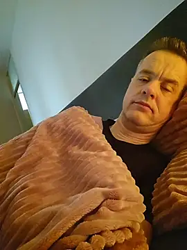 Snapshot of Hectorthyssen1 chatting on 02.21.26 Hectorthyssen1 online show from 02.21.26