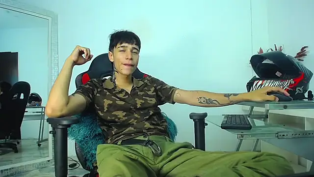 Snapshot of Zacktk7 chatting on 12.09.24 Zacktk7 online show from 12.09.24