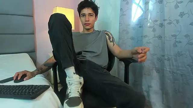 Snapshot of Zacktk7 chatting on 01.29.25 Zacktk7 online show from 01.29.25