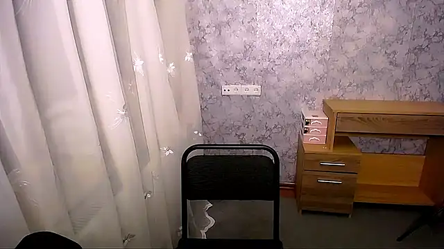 Queen ofLove online show from 12.23.24