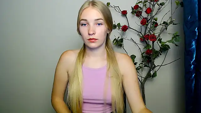 Queen ofLove online show from 09.23.25