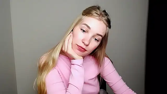 Queen ofLove online show from 03.28.26