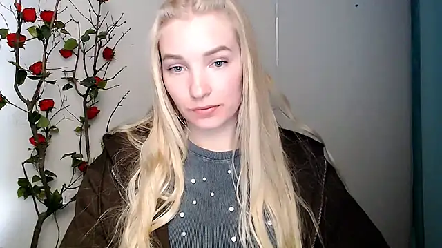 Queen ofLove online show from 04.08.26