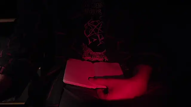 Snapshot of contemptumundi888 chatting on 02.06.25 contemptumundi888 online show from 02.06.25