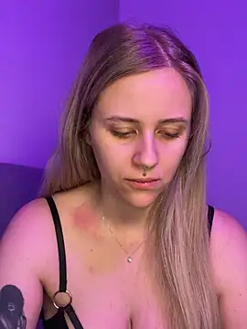 lunawolf21 online show from 01.16.26