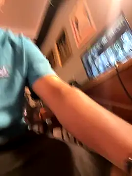 Snapshot of TacosSenpai chatting on 09.11.25 TacosSenpai online show from 09.11.25