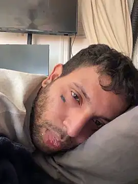 Snapshot of TacosSenpai chatting on 10.03.25 TacosSenpai online show from 10.03.25