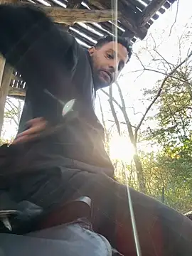 Snapshot of TacosSenpai chatting on 11.04.25 TacosSenpai online show from 11.04.25