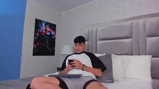 MikeStonnee online show from 02.06.25