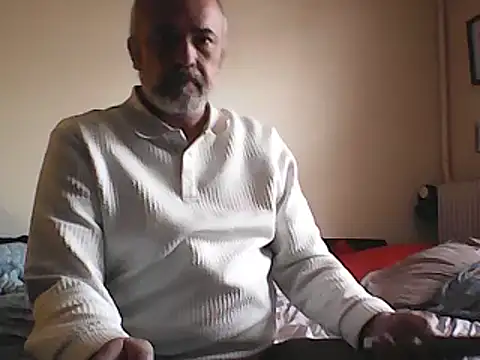 Snapshot of GayPourToi chatting on 02.18.25 GayPourToi online show from 02.18.25