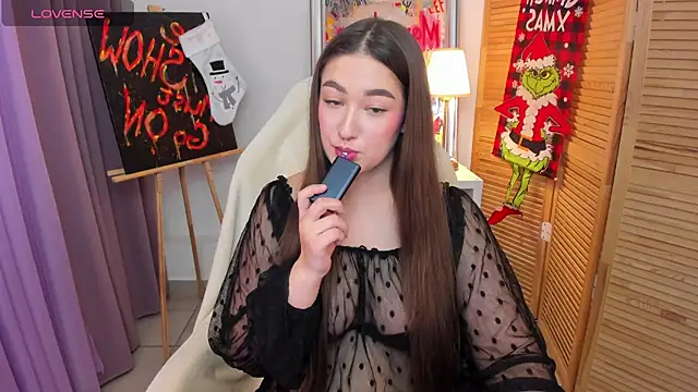 Snapshot of Aria_Blisss chatting on 12.21.24 Aria Blisss online show from 12.21.24