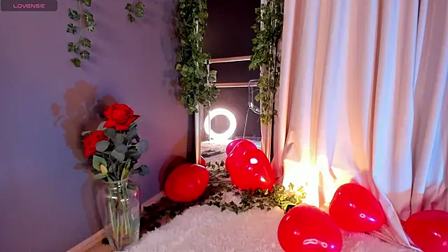 Snapshot of mind_game chatting on 02.15.25 mind game online show from 02.15.25