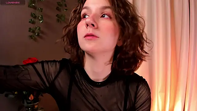 Snapshot of mind_game chatting on 03.22.25 mind game online show from 03.22.25