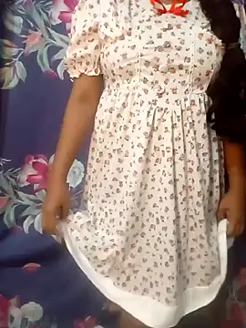 Snapshot of Thinaya chatting on 02.04.25 Thinaya online show from 02.04.25