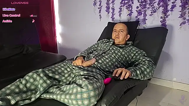 yazforeSolo online show from 06.02.26