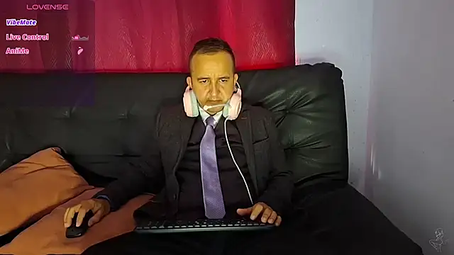 yazforeSolo online show from 07.15.26