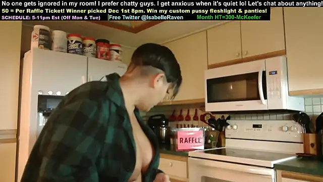 Snapshot of IsabelleRaven chatting on 11.08.25 IsabelleRaven online show from 11.08.25