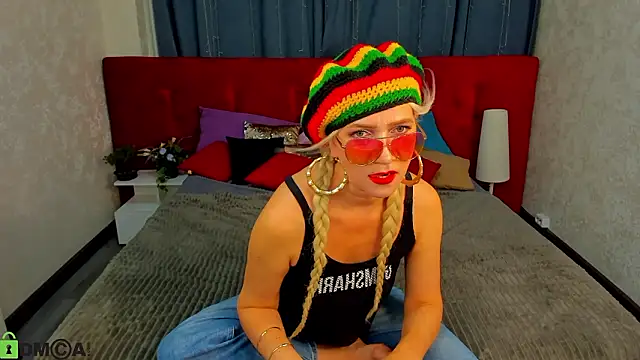 Luna  Lewis online show from 02.18.26