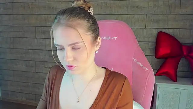 SelinSwarovski online show from 02.26.26