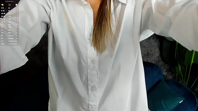 Snapshot of Lillian_White chatting on 02.24.25 Lillian White online show from 02.24.25