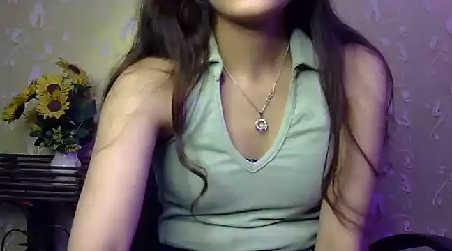 Snapshot of sonam_love- chatting on 01.06.25 sonam love- online show from 01.06.25