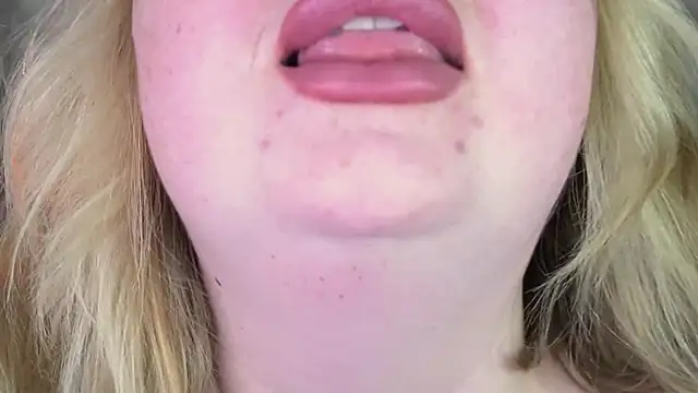 ZaraReignn online show from 04.14.26