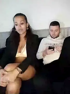 Snapshot of MK_34C chatting on 02.05.25 MK 34C online show from 02.05.25