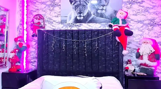 Snapshot of Owen_Muzcle chatting on 12.02.24 Owen Muzcle online show from 12.02.24