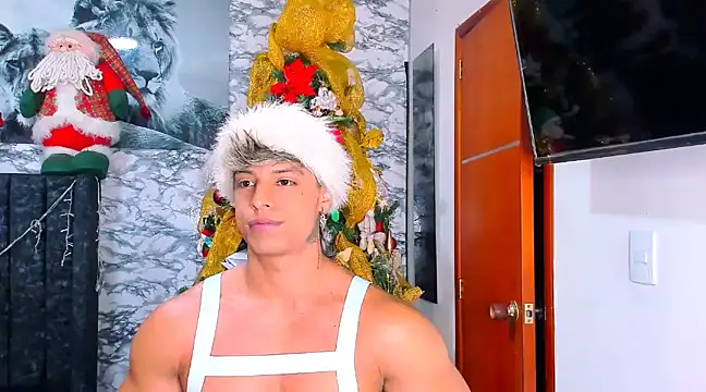 Snapshot of Owen_Muzcle chatting on 12.24.24 Owen Muzcle online show from 12.24.24