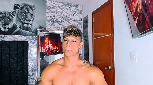 Snapshot of Owen_Muzcle chatting on 02.07.25 Owen Muzcle online show from 02.07.25