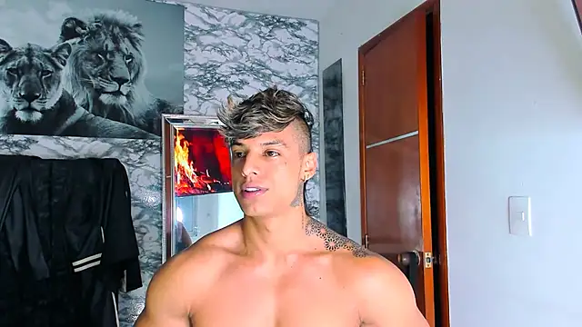 Snapshot of Owen_Muzcle chatting on 02.20.25 Owen Muzcle online show from 02.20.25