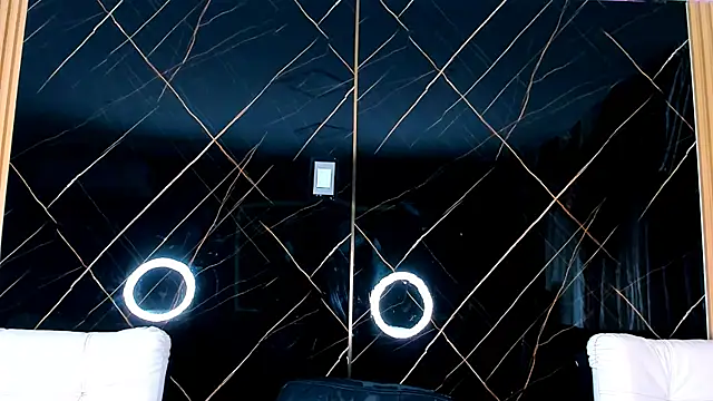 Snapshot of Owen_Muzcle chatting on 09.20.25 Owen Muzcle online show from 09.20.25