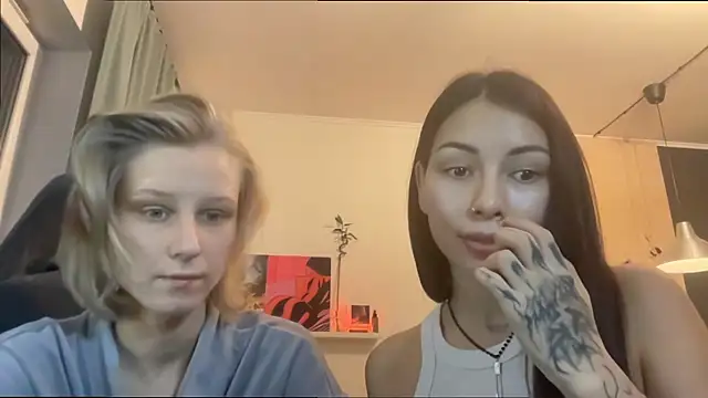 KatiKate online show from 10.31.25