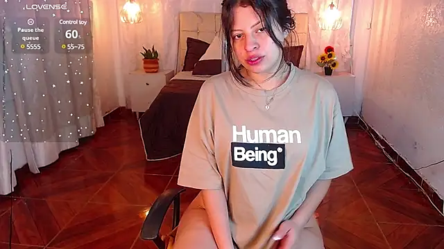 Snapshot of ShyVibes_ chatting on 01.17.25 ShyVibes  online show from 01.17.25