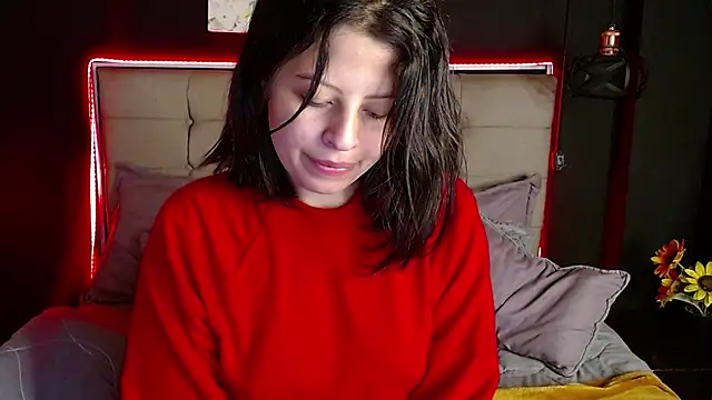 Snapshot of ShyVibes_ chatting on 02.05.25 ShyVibes  online show from 02.05.25