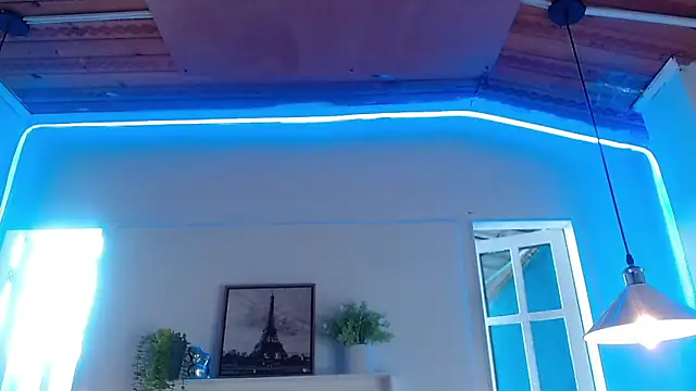 Snapshot of ShyVibes_ chatting on 09.13.25 ShyVibes  online show from 09.13.25