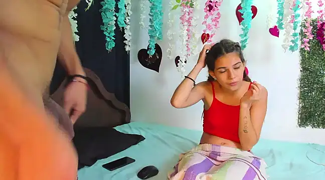 Snapshot of kattyandtom2 chatting on 02.12.25 kattyandtom2 online show from 02.12.25