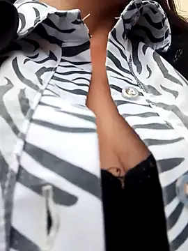 Snapshot of celeste-30_ chatting on 02.05.25 celeste-30 online show from 02.05.25