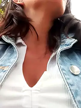 Snapshot of celeste-30_ chatting on 02.28.25 celeste-30 online show from 02.28.25