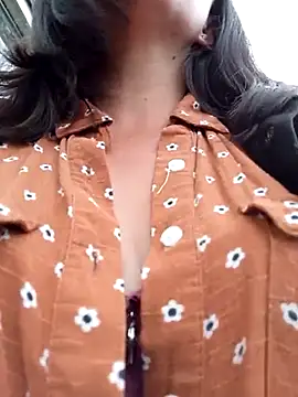 Snapshot of celeste-30_ chatting on 03.17.25 celeste-30 online show from 03.17.25