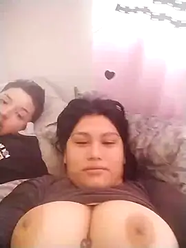 Snapshot of Marilin_Jessie chatting on 12.14.24 Marilin Jessie online show from 12.14.24