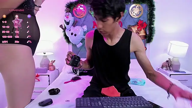 Snapshot of Katherin_jupiter chatting on 12.17.24 Katherin jupiter online show from 12.17.24