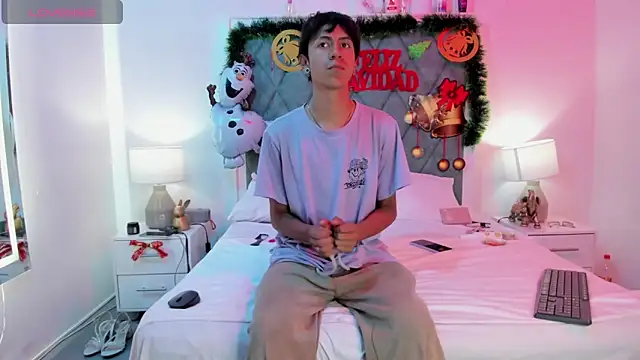 Snapshot of Katherin_jupiter chatting on 12.26.24 Katherin jupiter online show from 12.26.24