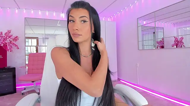 missdiamond  online show from 04.28.26