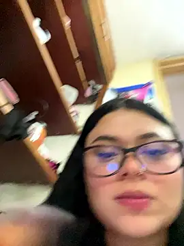 alissonfernandez  online show from 01.18.26