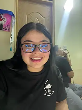 alissonfernandez  online show from 02.11.26