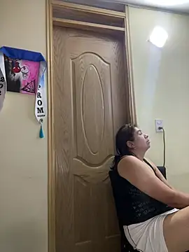 alissonfernandez  online show from 04.04.26